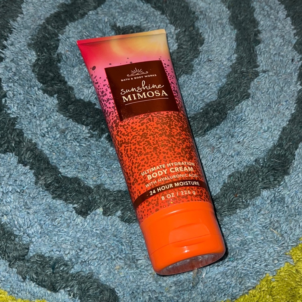 Bath and Body Works Sunshine Mimosa body cream with hyaluronic acid